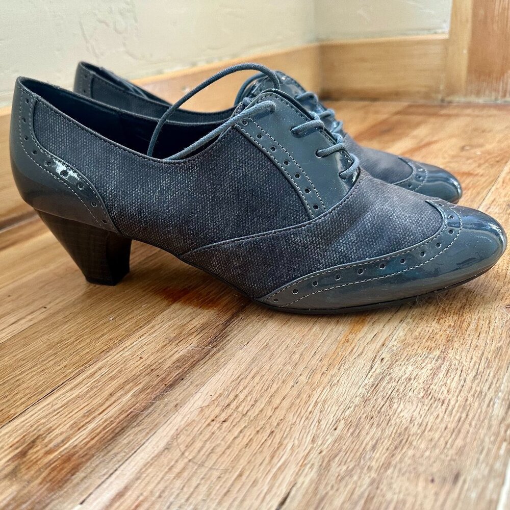 Vintage styled oxford pump 11W